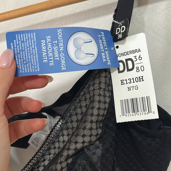 NWT Wonderbra Women's black perfect shape t-shirt bra Unlined 36DD - Picture 4 of 7